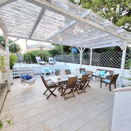 Vila Vista Mare Su Tre Piani Con Giardino Falerna Exteriér fotografie