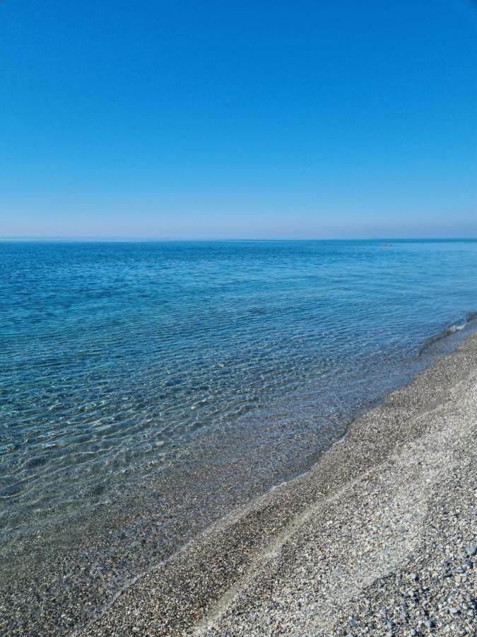 Vila Vista Mare Su Tre Piani Con Giardino Falerna Exteriér fotografie